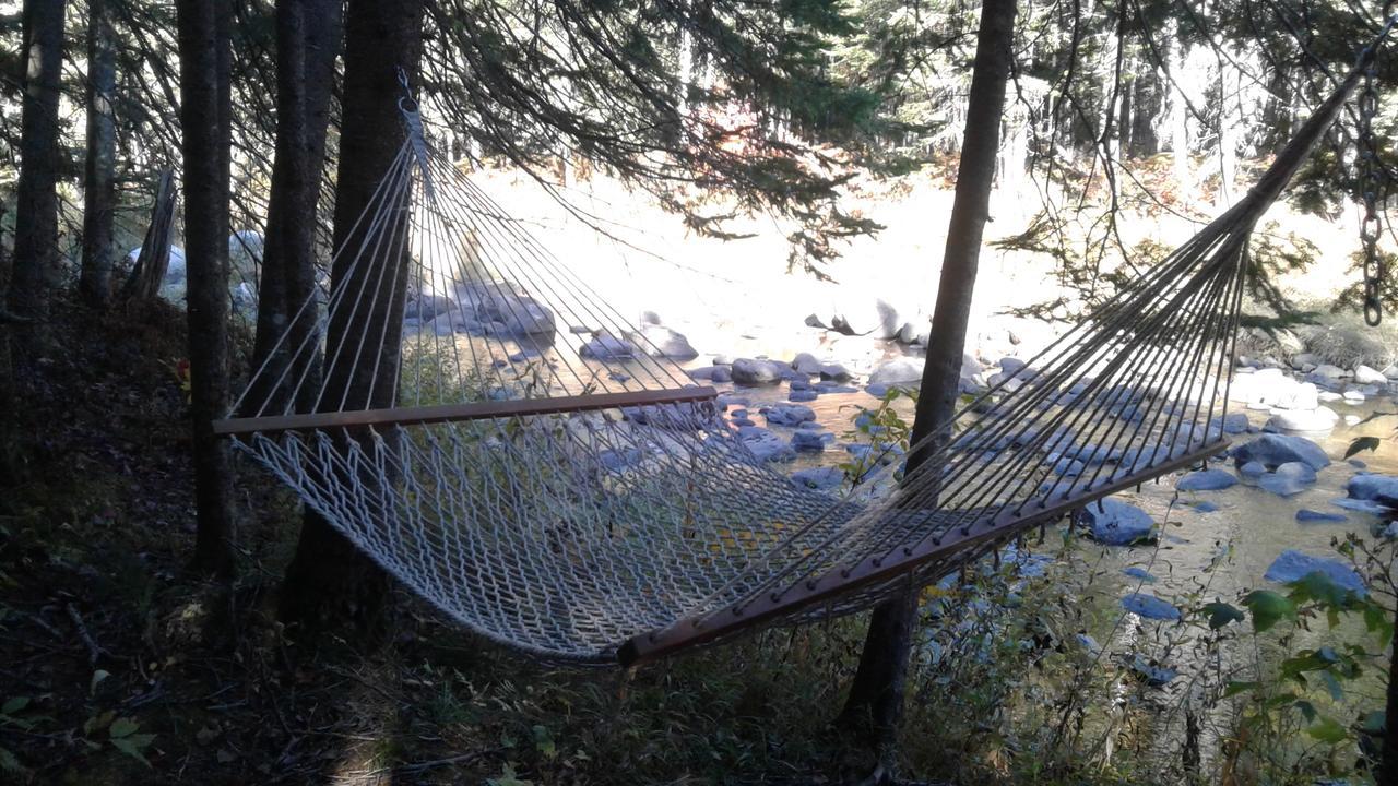 Вилла Aux Tipis De La Riviere Sauvage Saint Romain Экстерьер фото