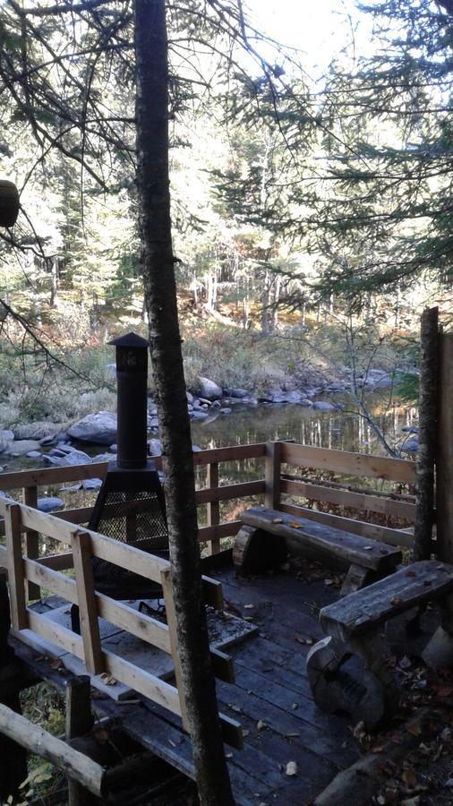 Вилла Aux Tipis De La Riviere Sauvage Saint Romain Экстерьер фото
